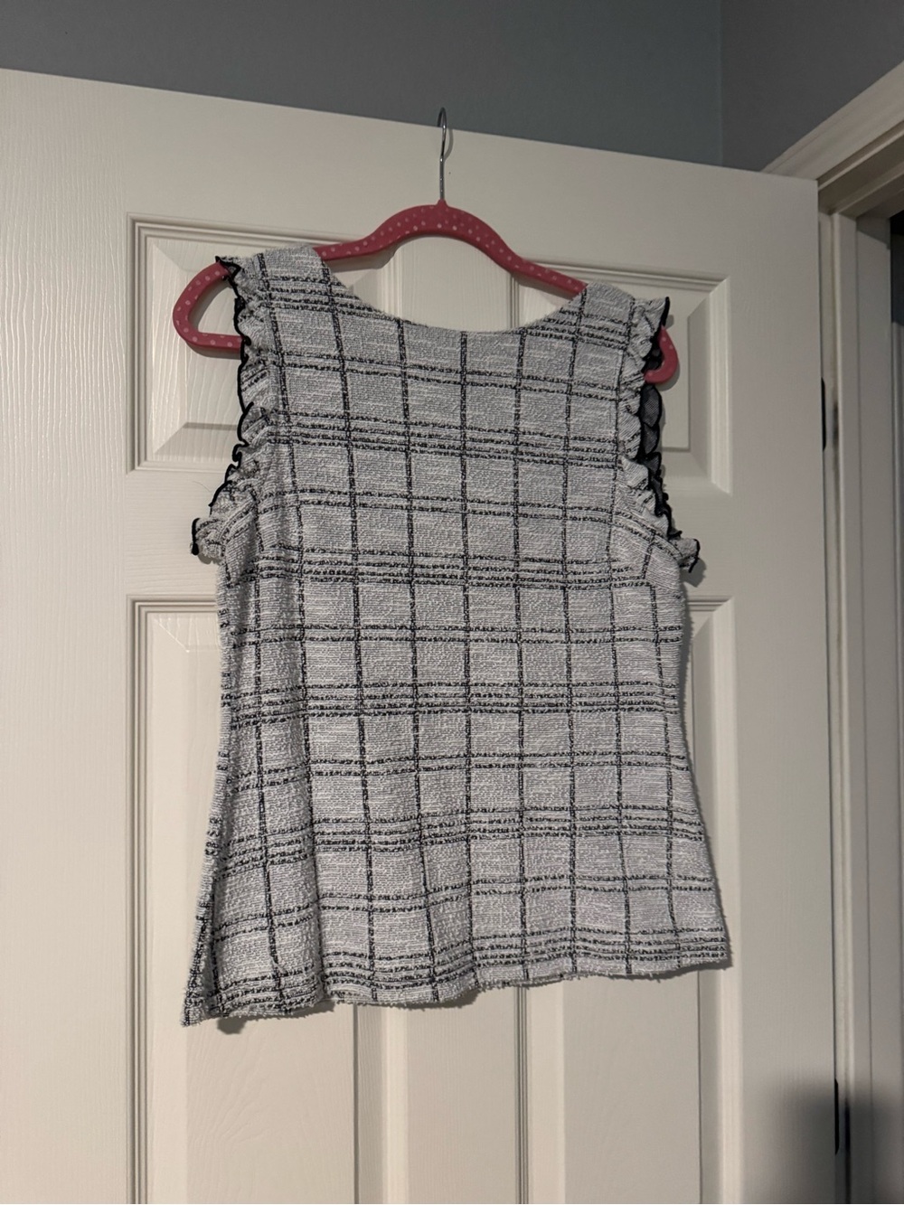 NWOT Banana Republic Black & White Windowpane Ruffle Tank